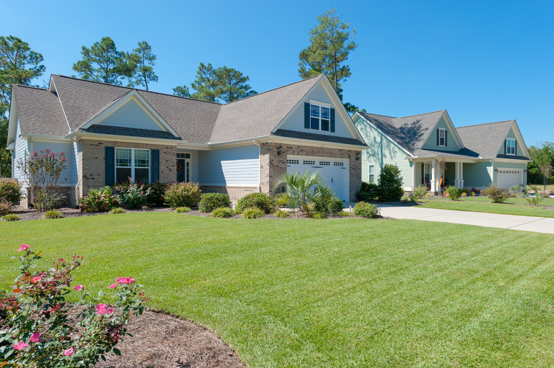 Summerwoods home exterior with landscaping